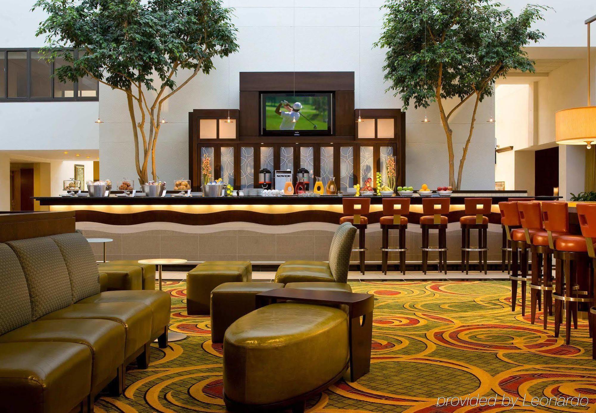 Long Island Marriott Hotel Uniondale Esterno foto